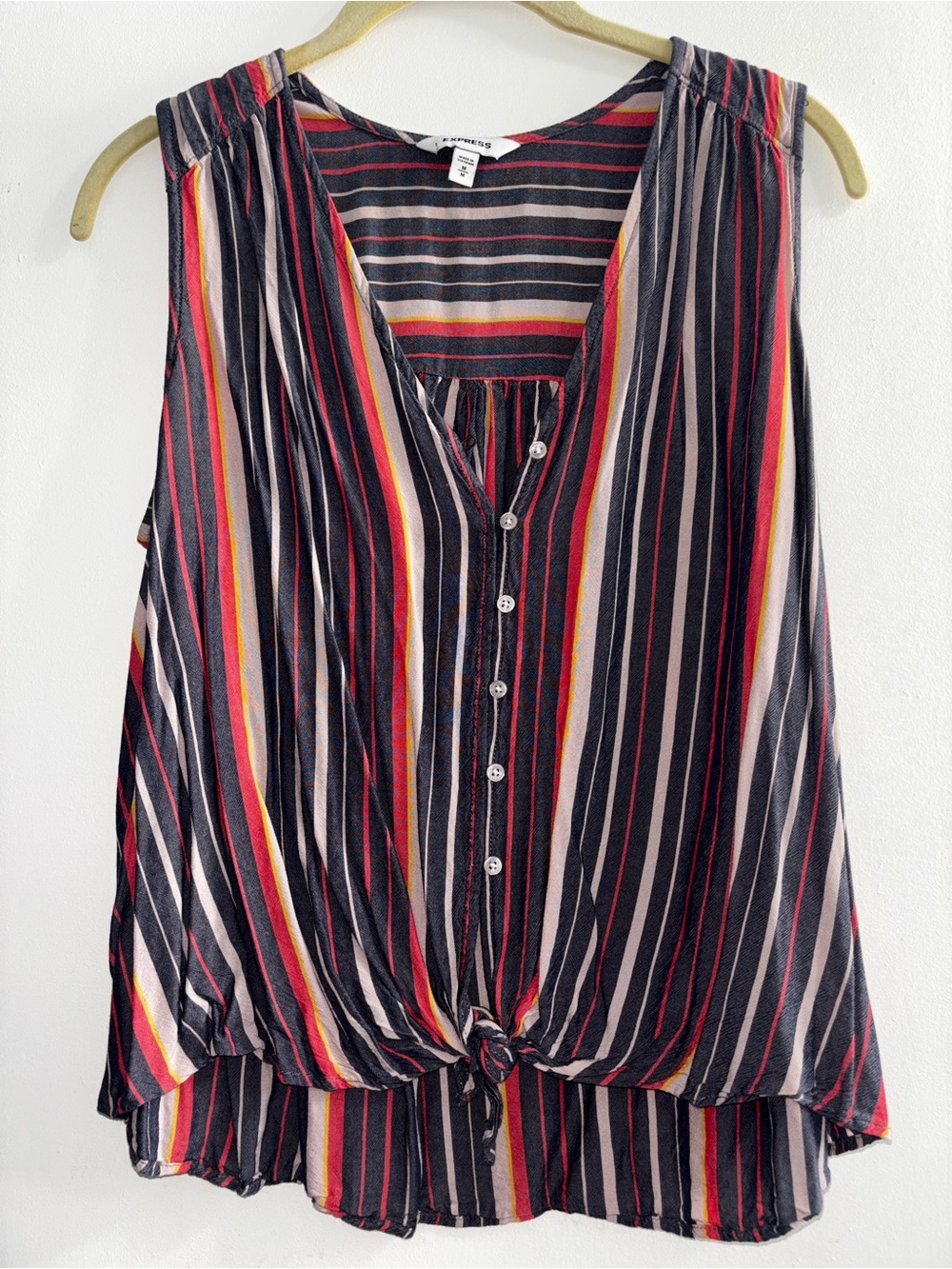 Striped Button-Front Tie-Hem Sleeveless Top - Black/Multi size Medium